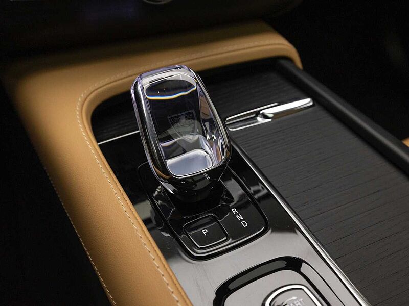 Volvo  Recharge Ultimate, T8 AWD 플러그-인 하이브리드, 전기/가솔린, 브라이트, 7 좌석