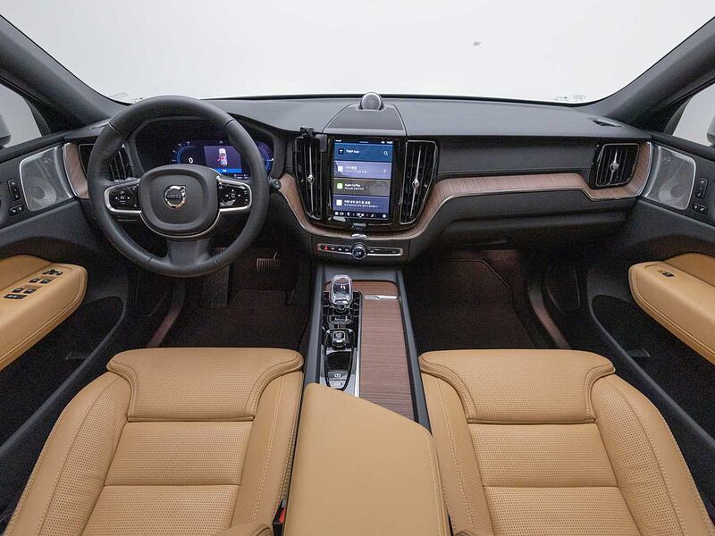 Volvo  Ultra, T8 AWD 플러그-인 하이브리드, 전기/가솔린, 브라이트