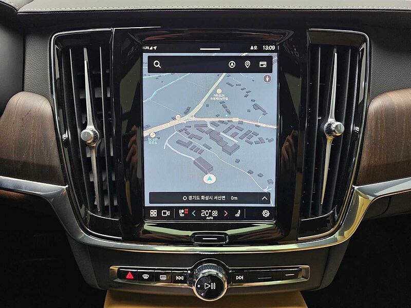 Volvo Ultimate, B5 마일드 하이브리드, 가솔린, 브라이트