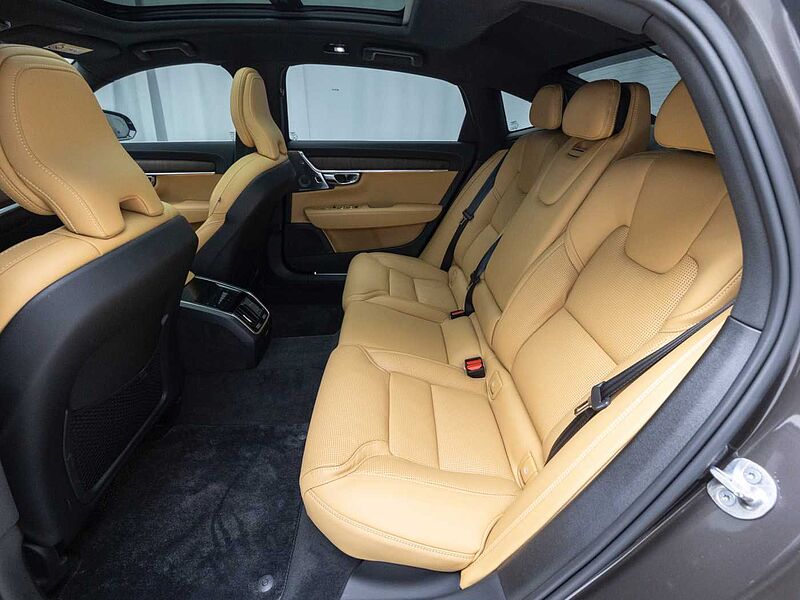 Volvo Ultimate, B5 마일드 하이브리드, 가솔린, 브라이트