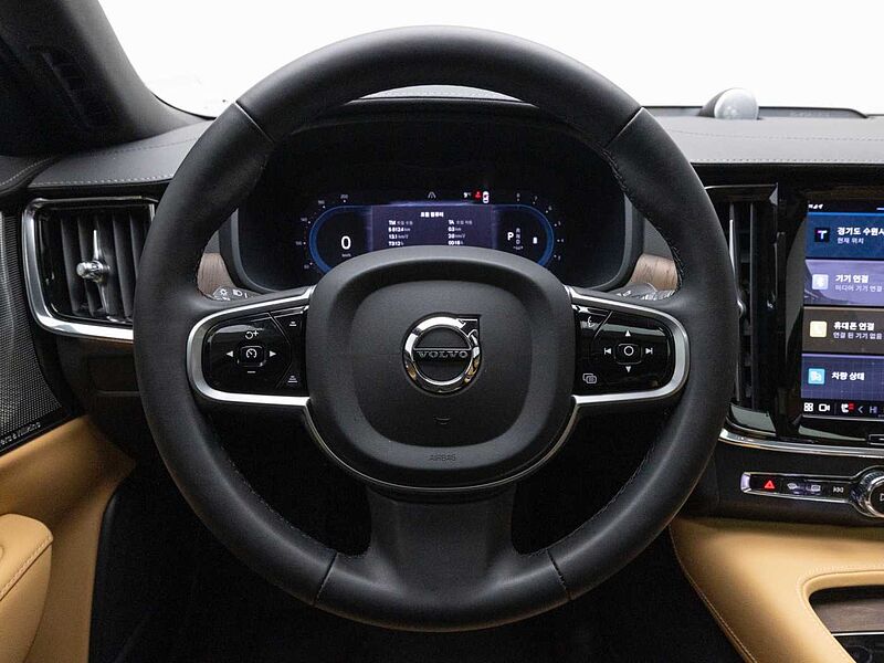 Volvo Ultimate, B5 마일드 하이브리드, 가솔린, 브라이트