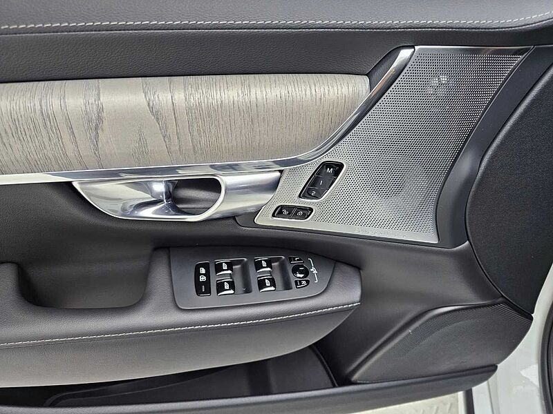 Volvo  Ultimate, B5 마일드 하이브리드, 가솔린, 브라이트