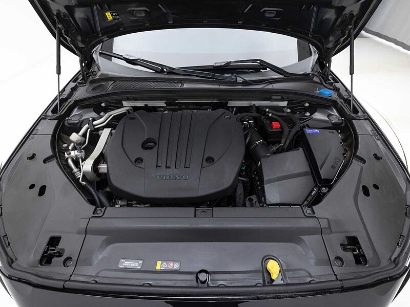 Volvo  Ultimate, B5 mild hybrid, 가솔린, Bright