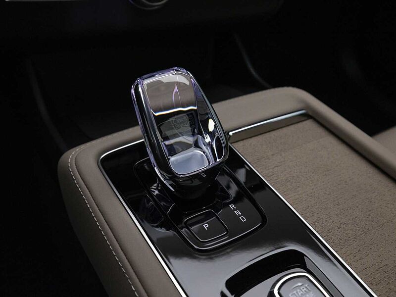 Volvo  Ultra, T8 AWD 플러그-인 하이브리드, 전기/가솔린, 브라이트, 7 좌석