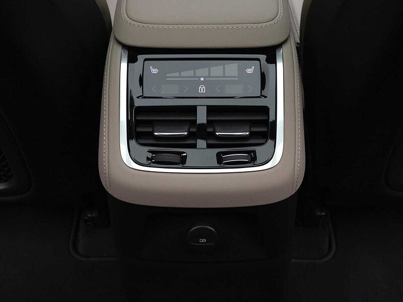 Volvo  Ultra, T8 AWD 플러그-인 하이브리드, 전기/가솔린, 브라이트, 7 좌석