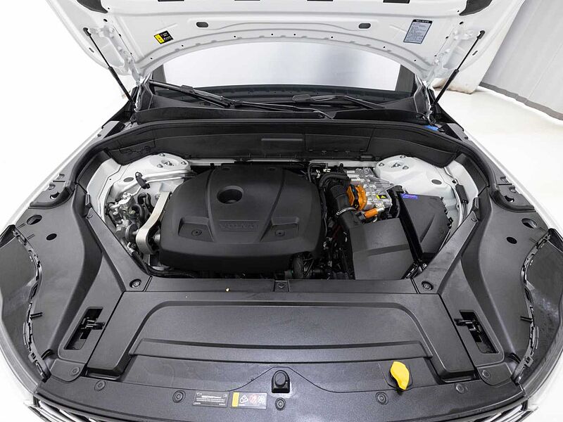 Volvo  Ultra, T8 AWD 플러그-인 하이브리드, 전기/가솔린, 브라이트, 7 좌석