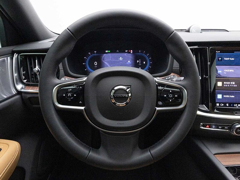 Volvo  Ultra, B5 AWD 마일드 하이브리드, 가솔린, 브라이트