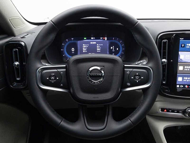 Volvo Ultra, B4 AWD 마일드 하이브리드, 가솔린, 브라이트