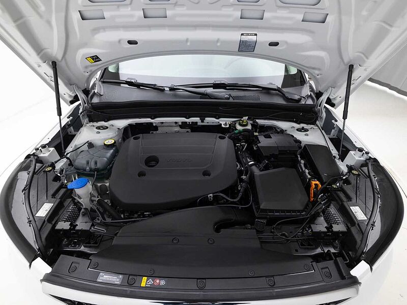 Volvo Ultra, B4 AWD 마일드 하이브리드, 가솔린, 브라이트