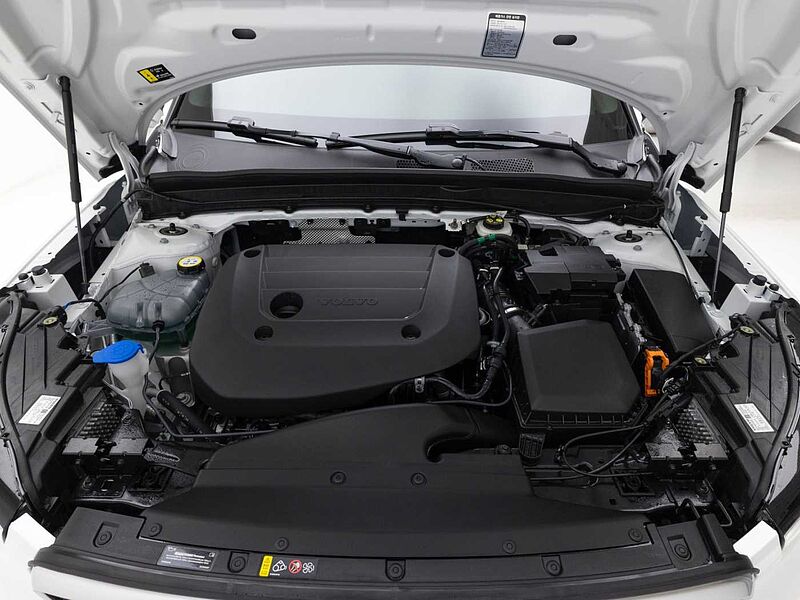 Volvo Ultra, B4 AWD 마일드 하이브리드, 가솔린, 브라이트