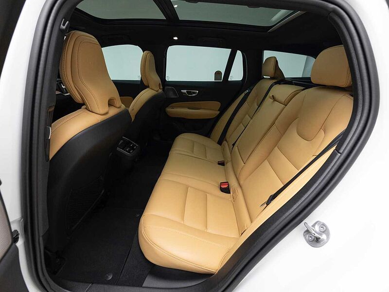 Volvo  Ultra, B5 AWD 마일드 하이브리드, 가솔린, 브라이트
