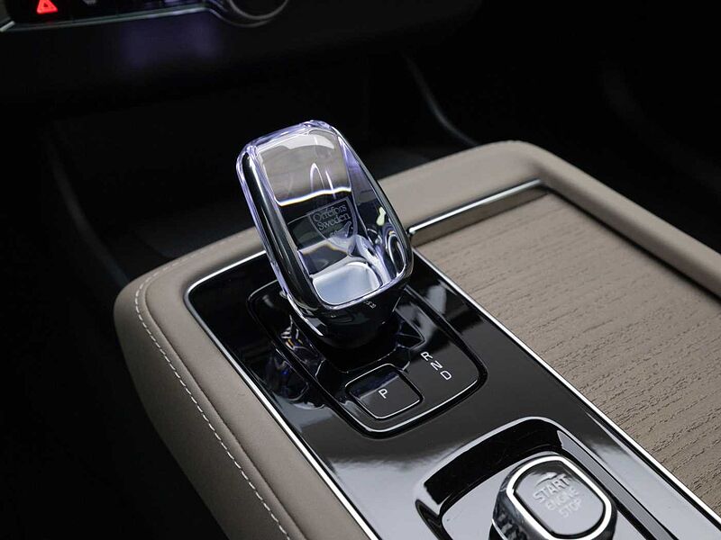 Volvo  Ultra, T8 AWD 플러그-인 하이브리드, 전기/가솔린, 브라이트, 7 좌석