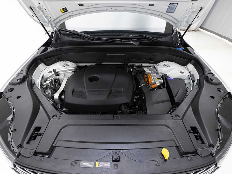 Volvo Ultra, T8 AWD 플러그-인 하이브리드, 전기/가솔린, 브라이트, 7 좌석