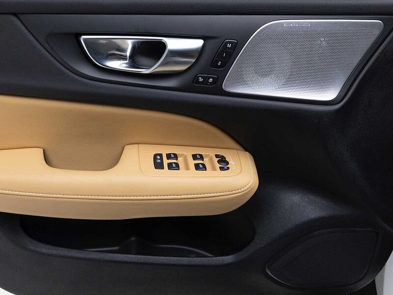 Volvo  Ultra, B5 AWD 마일드 하이브리드, 가솔린, 브라이트