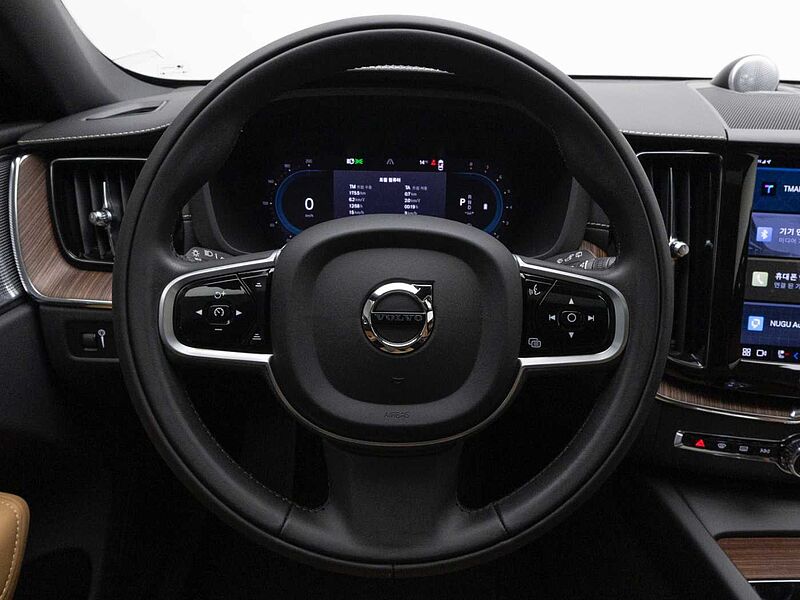 Volvo  Inscription, B5 AWD mild hybrid