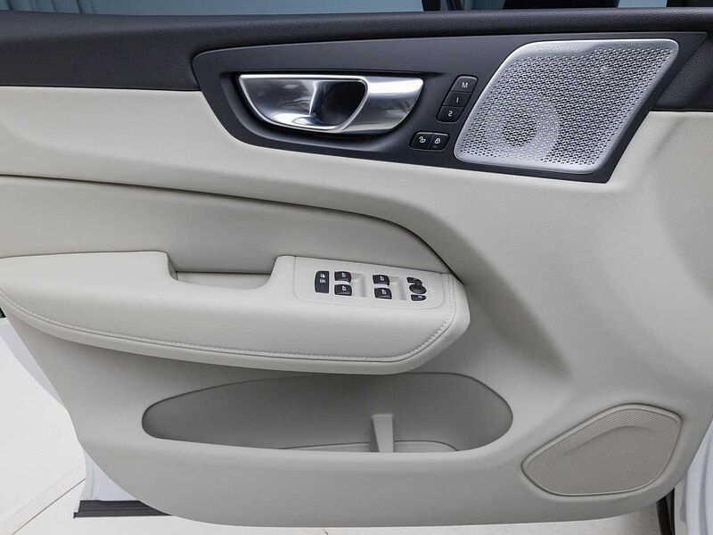 Volvo  Ultra, B5 AWD 마일드 하이브리드, 가솔린, 다크