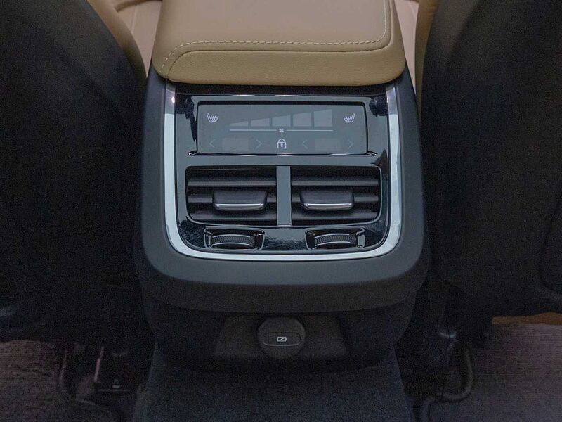 Volvo  Ultra, B5 AWD 마일드 하이브리드, 가솔린, 브라이트