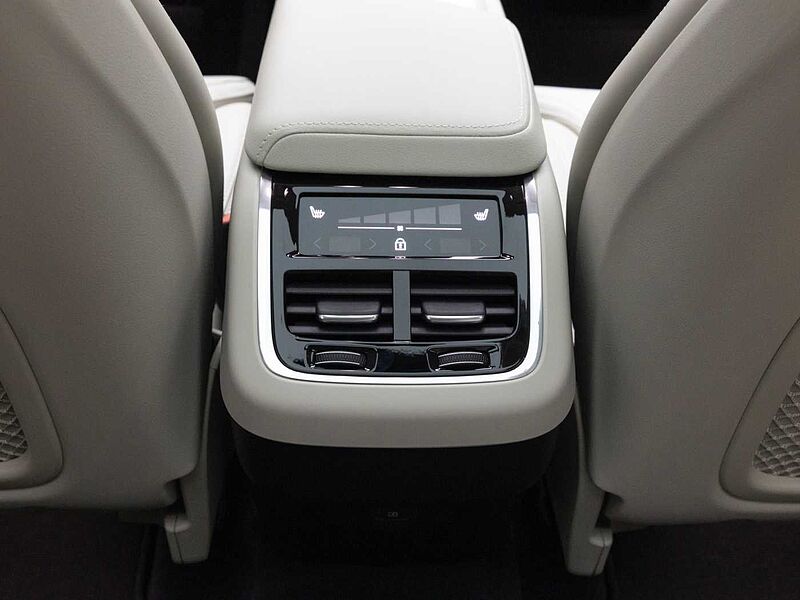 Volvo  Ultra, B5 AWD 마일드 하이브리드, 가솔린, 다크