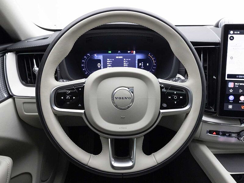 Volvo  Ultra, B5 AWD 마일드 하이브리드, 가솔린, 다크