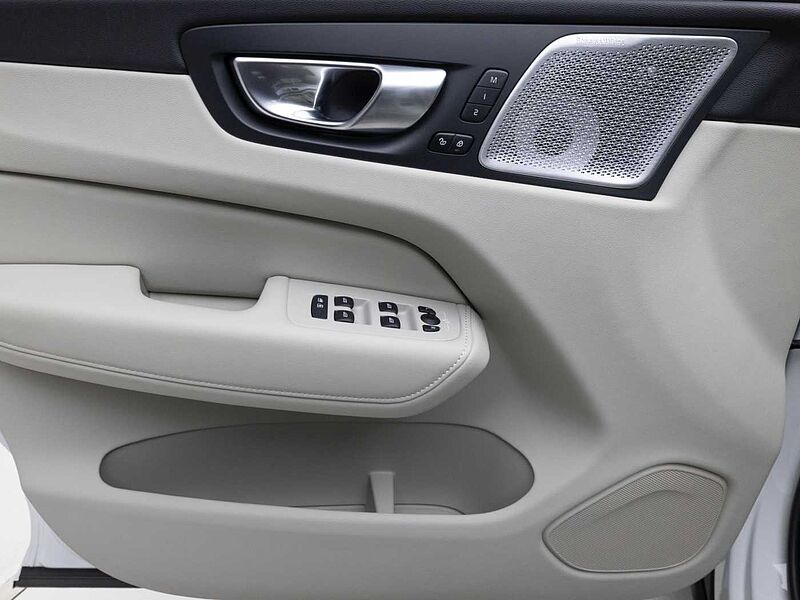 Volvo  Ultra, B5 AWD 마일드 하이브리드, 가솔린, 다크