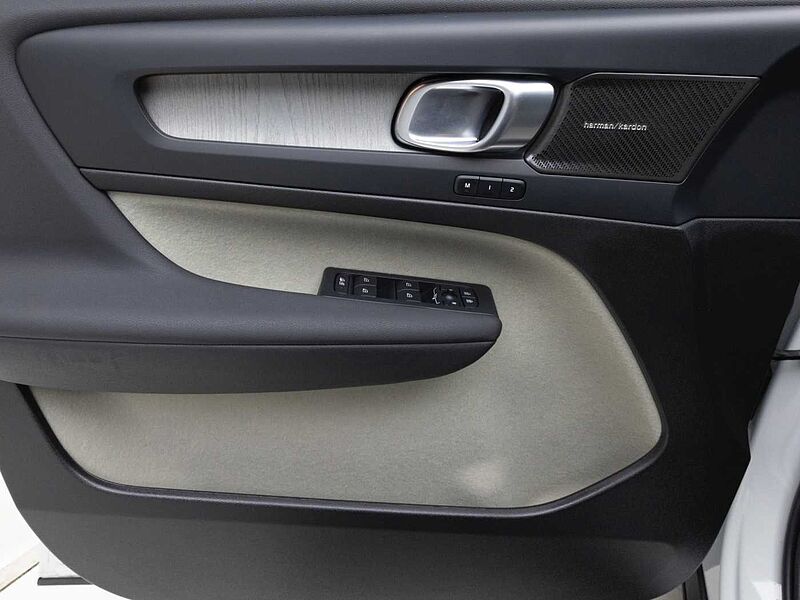 Volvo  Ultra, B4 AWD 마일드 하이브리드, 가솔린, 브라이트