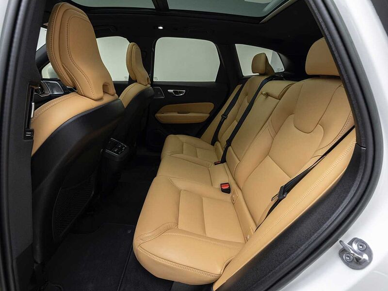 Volvo  Ultimate, B5 AWD mild hybrid, 가솔린, Bright