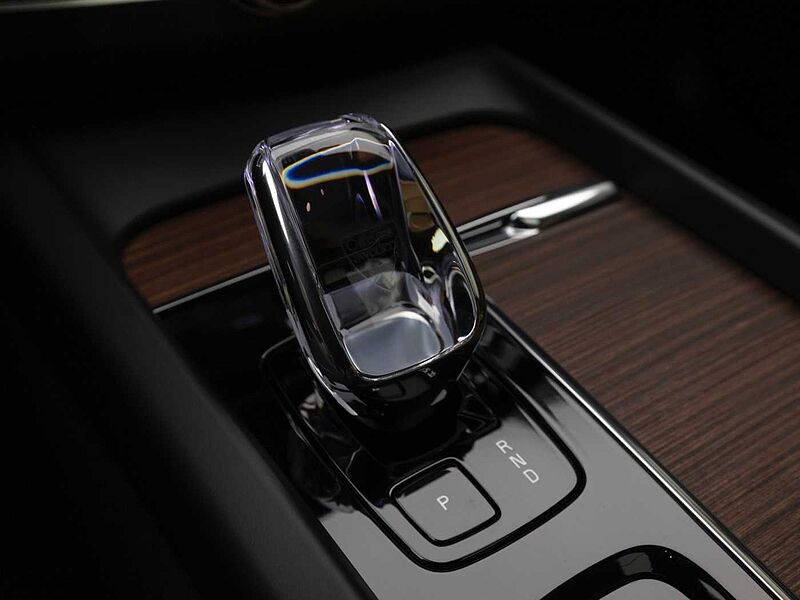 Volvo  Ultimate, B5 AWD mild hybrid, 가솔린, Bright