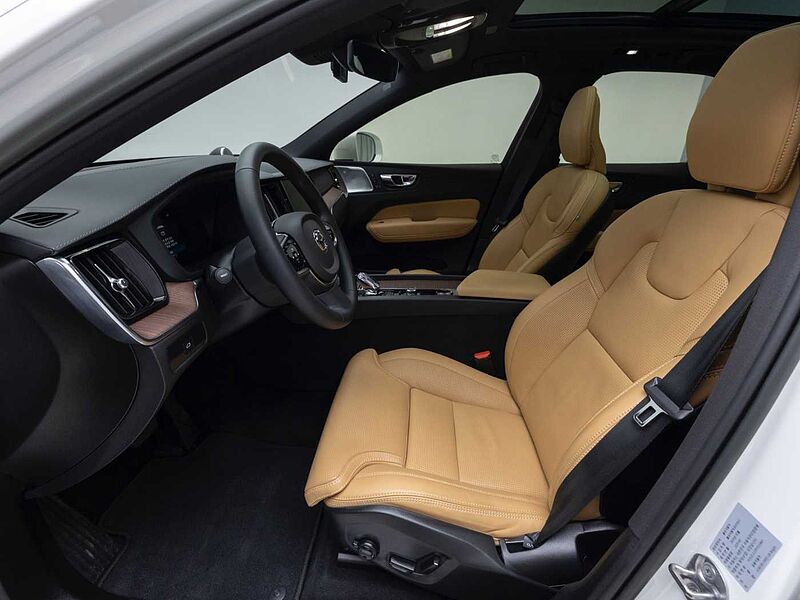 Volvo  Ultimate, B5 AWD mild hybrid, 가솔린, Bright