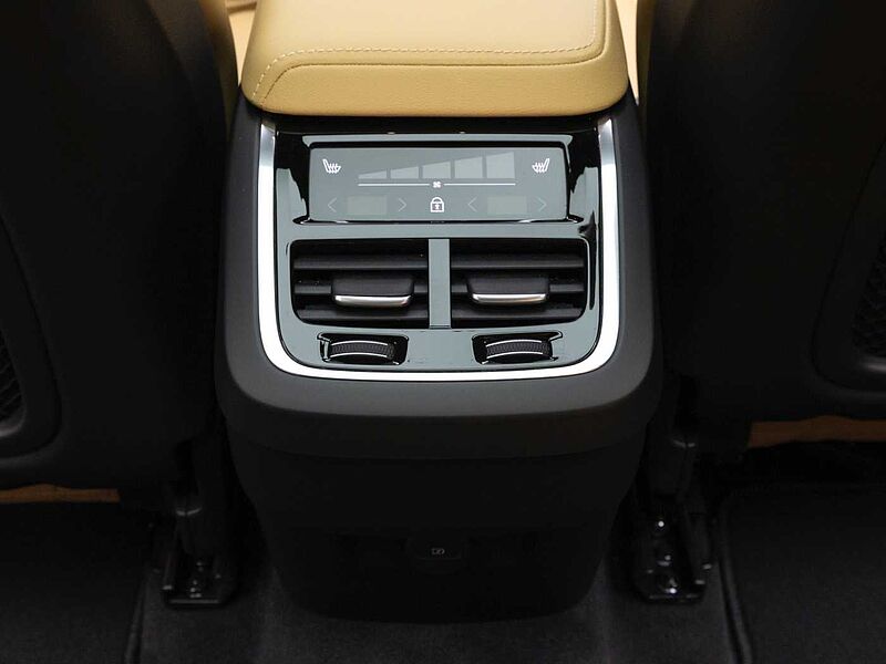 Volvo  Ultra, B5 AWD 마일드 하이브리드, 가솔린, 브라이트