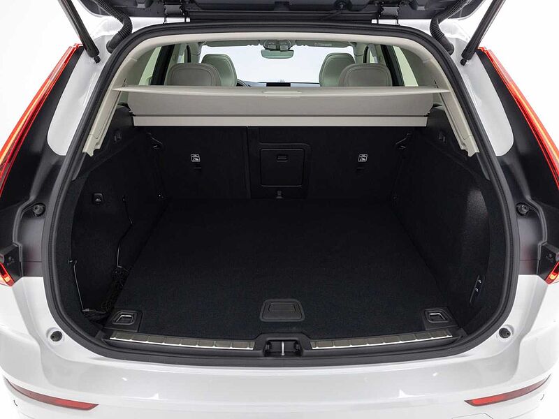 Volvo  Ultra, T8 AWD 플러그-인 하이브리드, 전기/가솔린, 브라이트