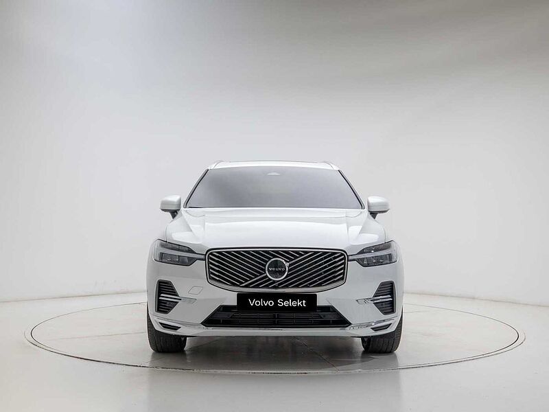 Volvo  Ultra, T8 AWD 플러그-인 하이브리드, 전기/가솔린, 브라이트