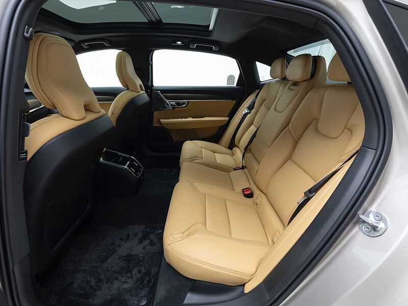 Volvo Ultimate, B6 AWD 마일드 하이브리드, 가솔린, 브라이트