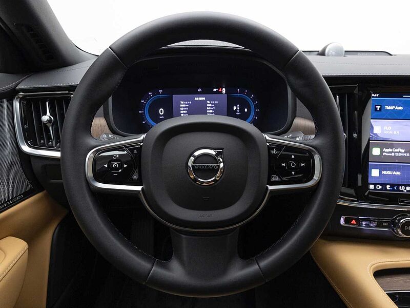Volvo Ultimate, B6 AWD 마일드 하이브리드, 가솔린, 브라이트