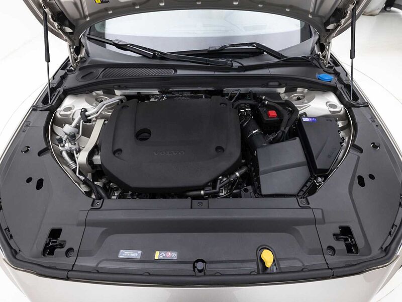 Volvo Ultimate, B6 AWD 마일드 하이브리드, 가솔린, 브라이트