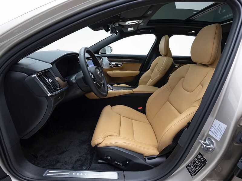 Volvo Ultimate, B6 AWD 마일드 하이브리드, 가솔린, 브라이트