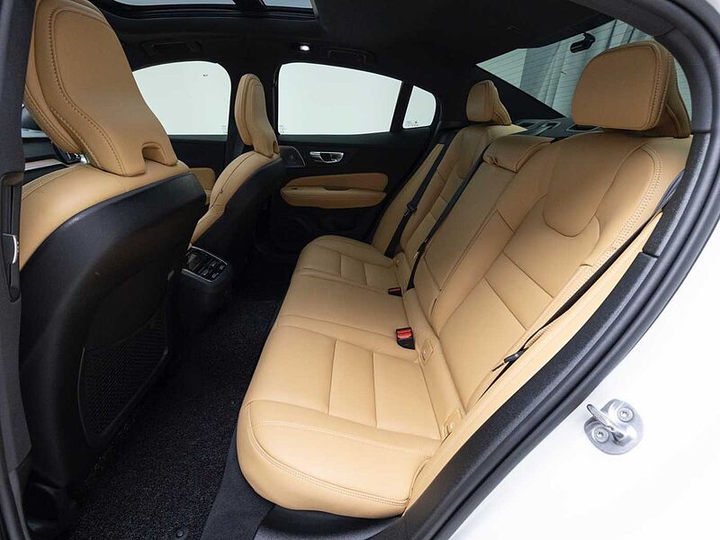 Volvo  Ultimate, B5 mild hybrid, 가솔린, Bright