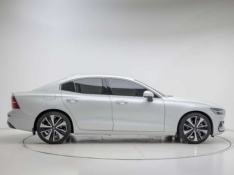 Volvo  Ultimate, B5 mild hybrid, 가솔린, Bright