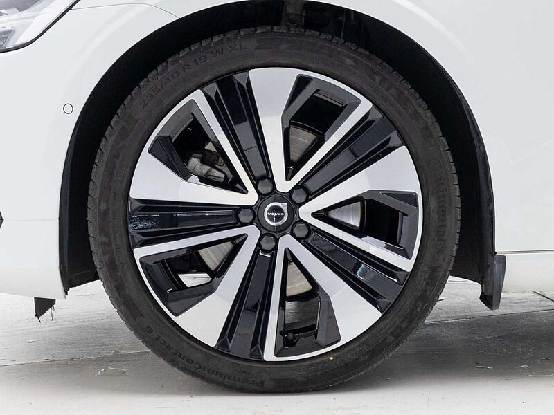 Volvo  Ultimate, B5 mild hybrid, 가솔린, Bright