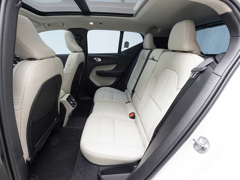 Volvo  Ultra, B4 AWD 마일드 하이브리드, 가솔린, 다크