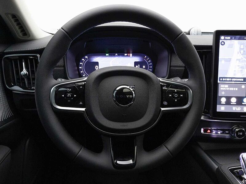 Volvo  Ultra, B5 마일드 하이브리드, 가솔린, 브라이트