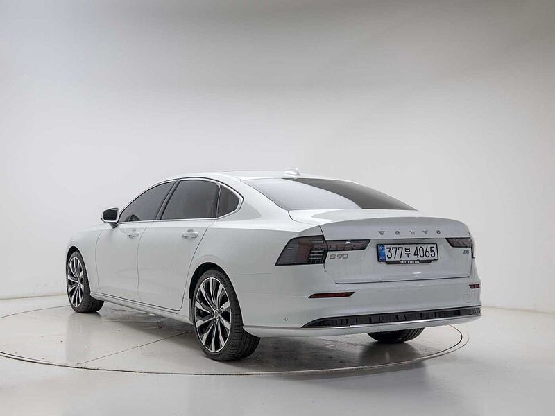 Volvo  Ultra, B5 마일드 하이브리드, 가솔린, 브라이트