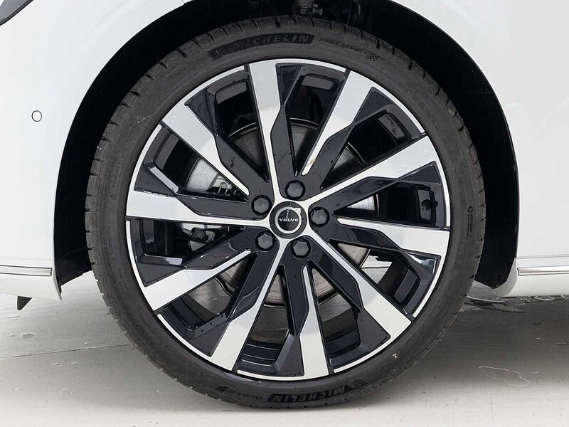 Volvo  Ultra, B5 마일드 하이브리드, 가솔린, 브라이트
