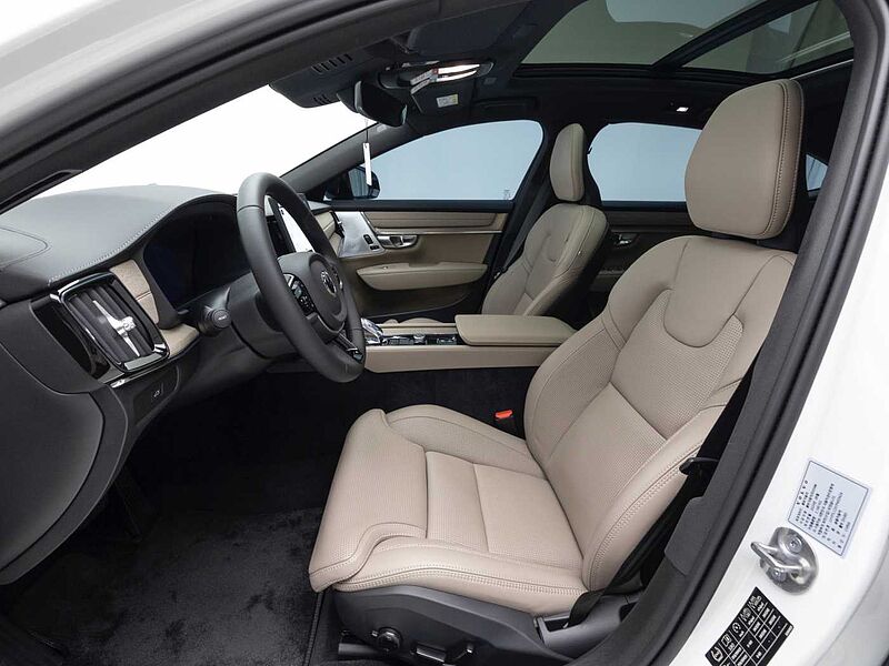 Volvo  Ultra, B5 마일드 하이브리드, 가솔린, 다크