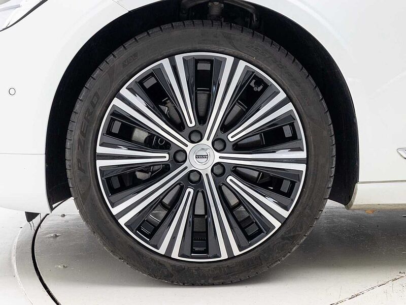 Volvo  Ultimate, B5 mild hybrid, 가솔린, Bright