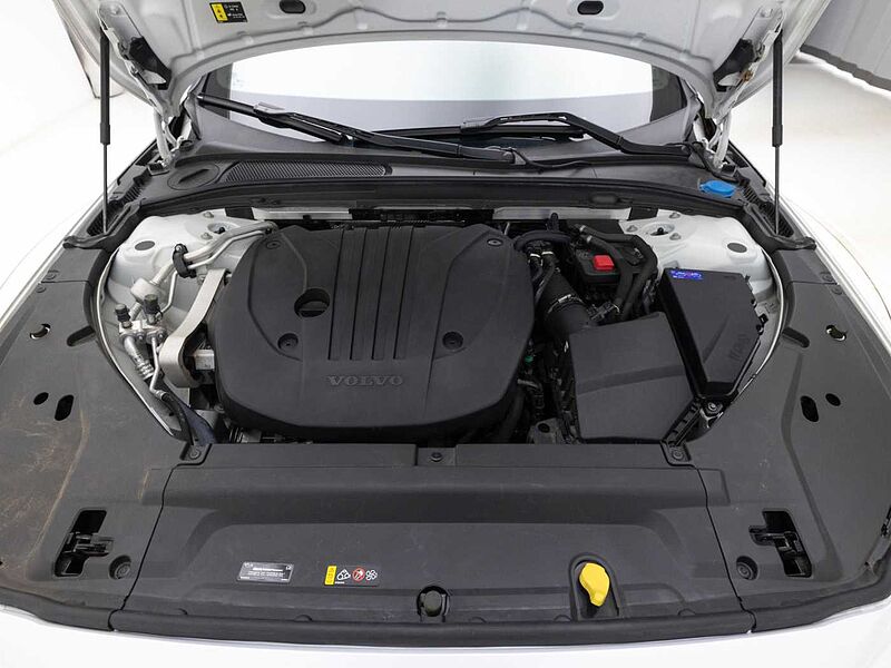 Volvo  Ultimate, B5 mild hybrid, 가솔린, Bright