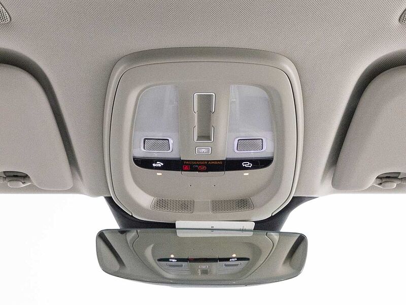 Volvo  Ultra, T8 AWD 플러그-인 하이브리드, 전기/가솔린, 브라이트