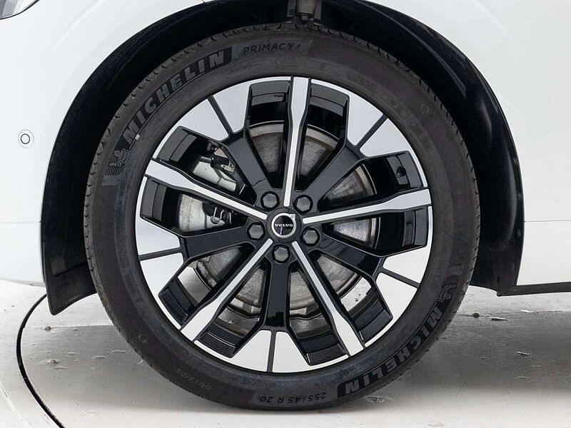Volvo  Ultra, T8 AWD 플러그-인 하이브리드, 전기/가솔린, 브라이트