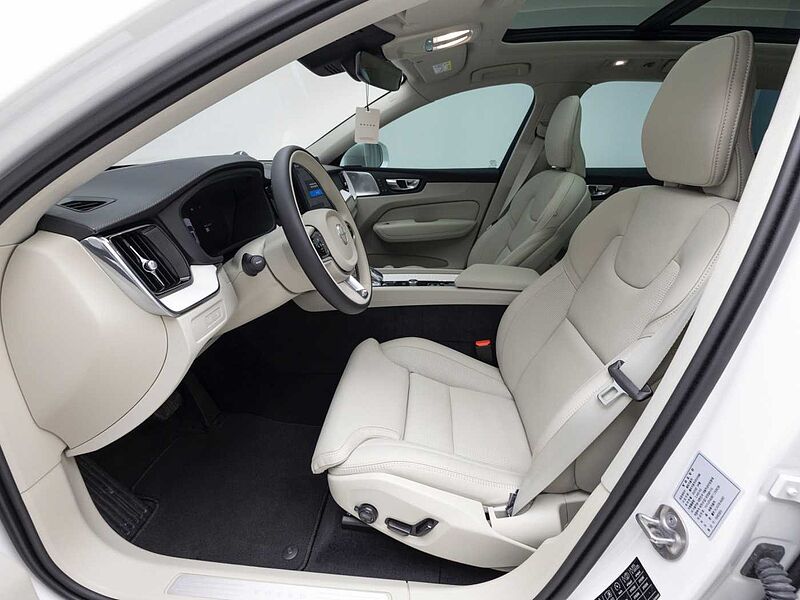 Volvo  Ultra, T8 AWD 플러그-인 하이브리드, 전기/가솔린, 브라이트