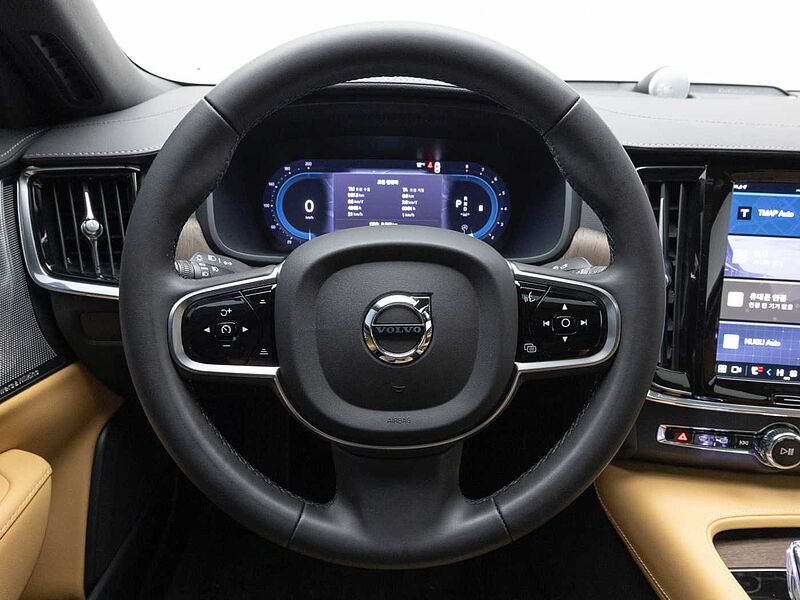 Volvo Ultimate, B5 마일드 하이브리드, 가솔린, 브라이트