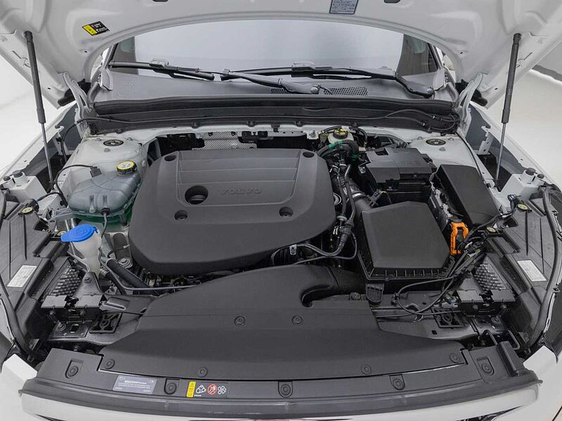 Volvo Ultra, B4 AWD 마일드 하이브리드, 가솔린, 브라이트